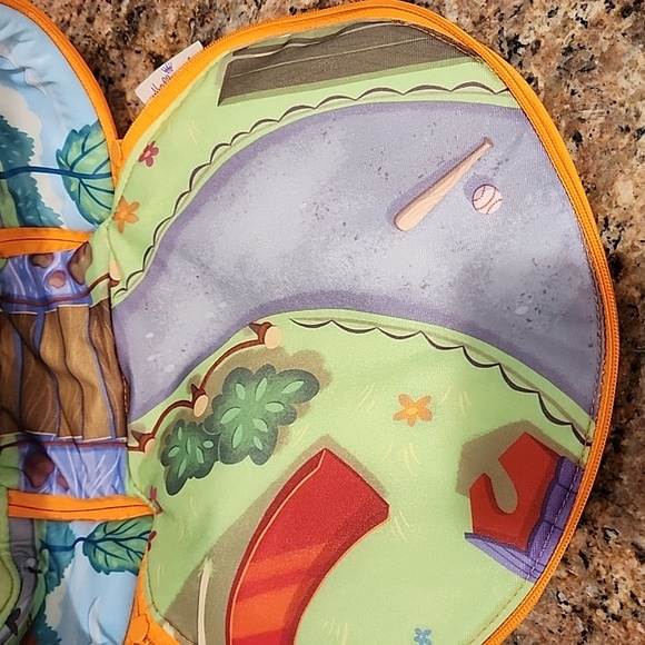 Like New Hallmark Itty Bittys Play Tote - Picture 4 of 5